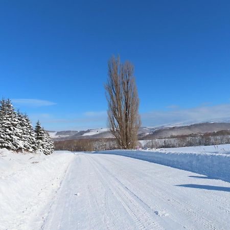 Pension Ken&Mary Бией Екстериор снимка